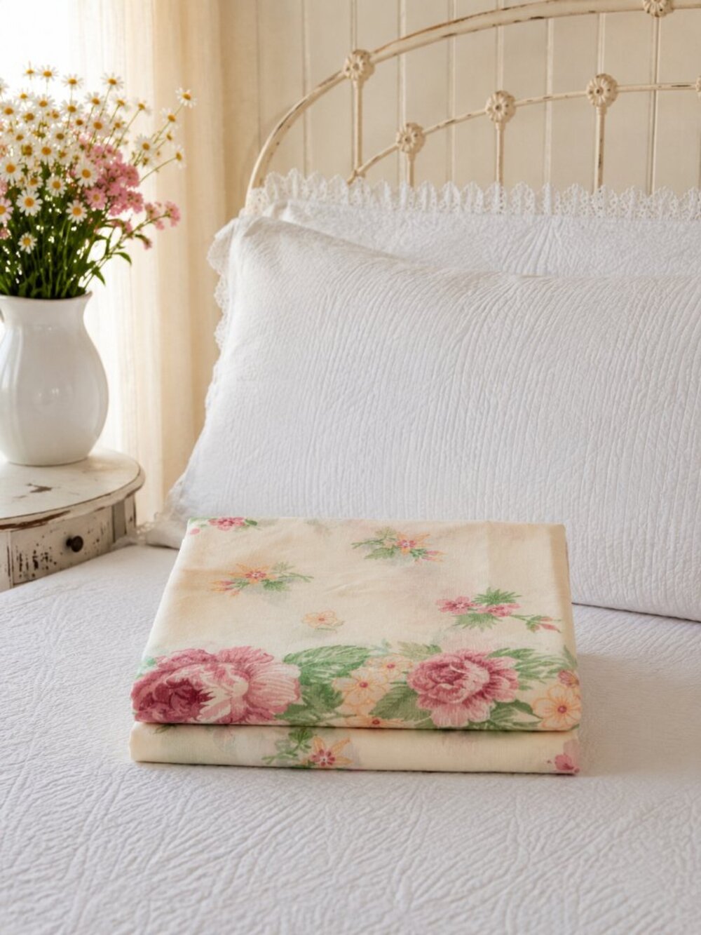 Vintage Marlborough Rayon/Poly Standard Size Floral Pillowcases